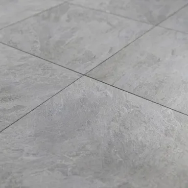 Hier findest du eine große Auswahl an hochwertigen Terrassenplatten mit den Maßen 60x60 in verschiedenen Farben und Design