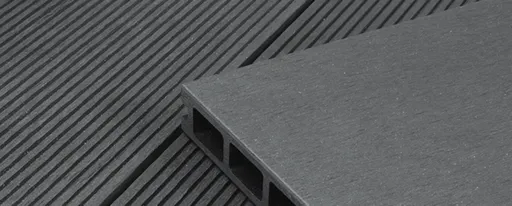 Terrassendielen Hohlkammer Nahaufnahme 