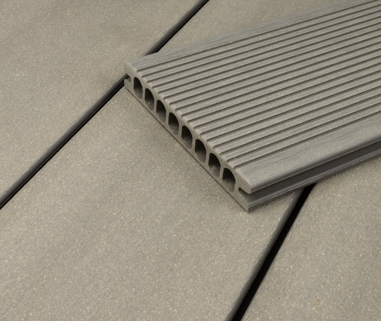 HORI Terrassendielen WPC Royal Hohlkammer hellgrau 21 x 145 mm (10030014413)