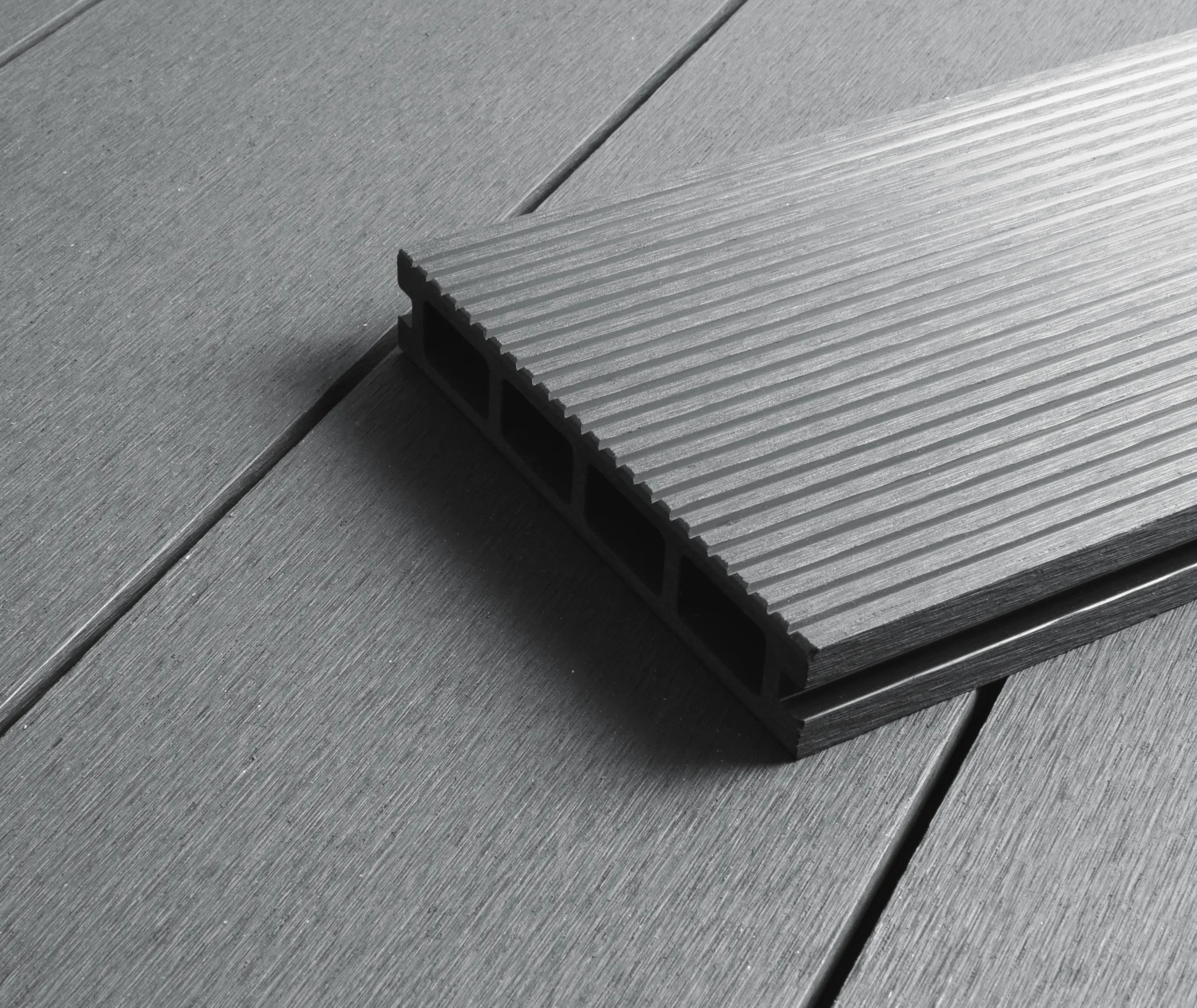 HORI Terrassendielen Komplettset WPC Kuba Hohlkammer grau geriffelt/glatt gebürstet 2