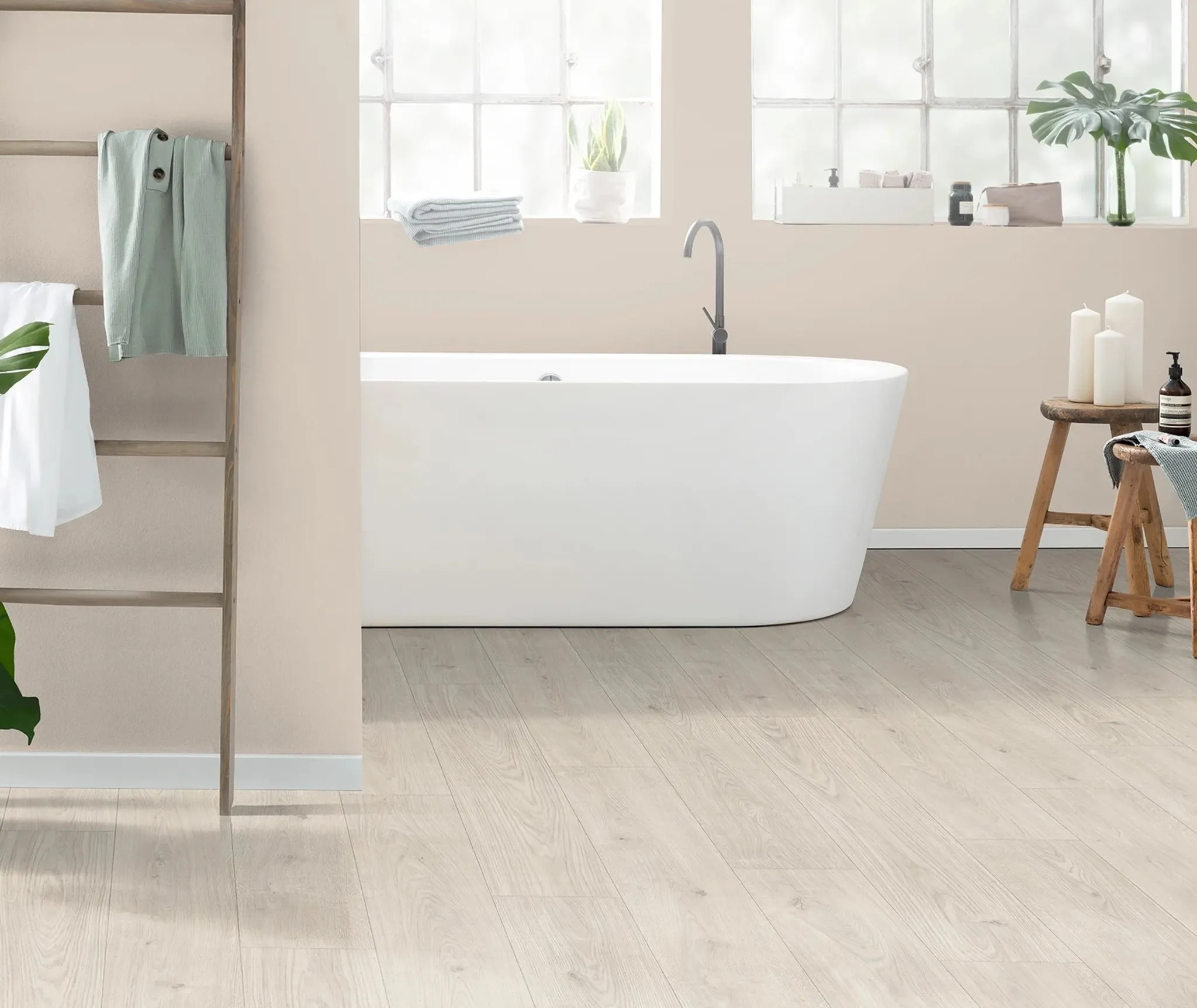 EGGER Klick-Designboden PRO Design Berdal Eiche weiss ED7000 Landhausdiele 3