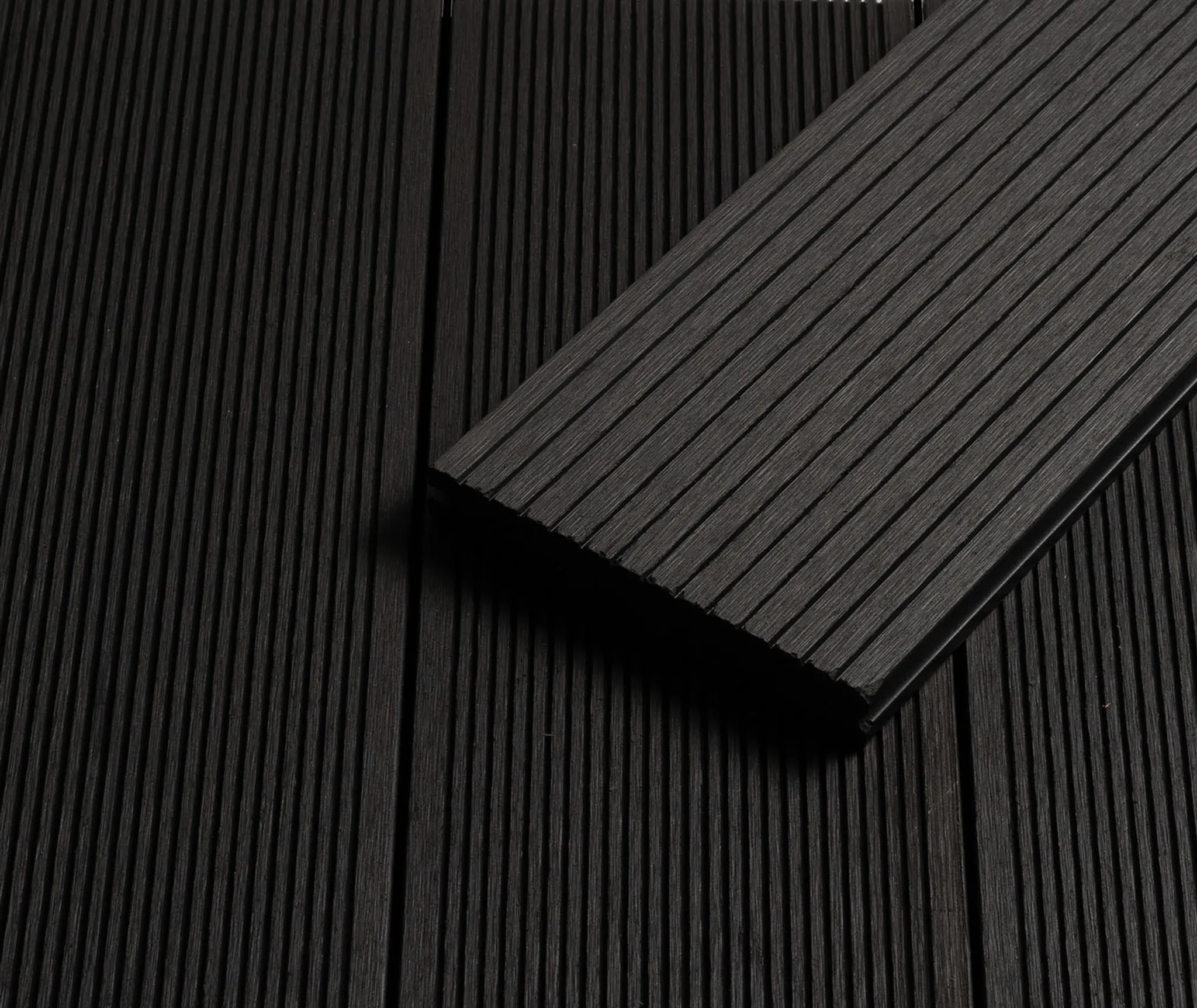 HORI Terrassendielen Komplettset WPC Mauritius massiv anthrazit grob / fein geriffelt 20 x 140 mm 0