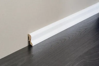 HORI MDF-Kern Sockelleiste Gletscherweiß Grundierfolie ähnlich RAL 9016 Classic Profil 0