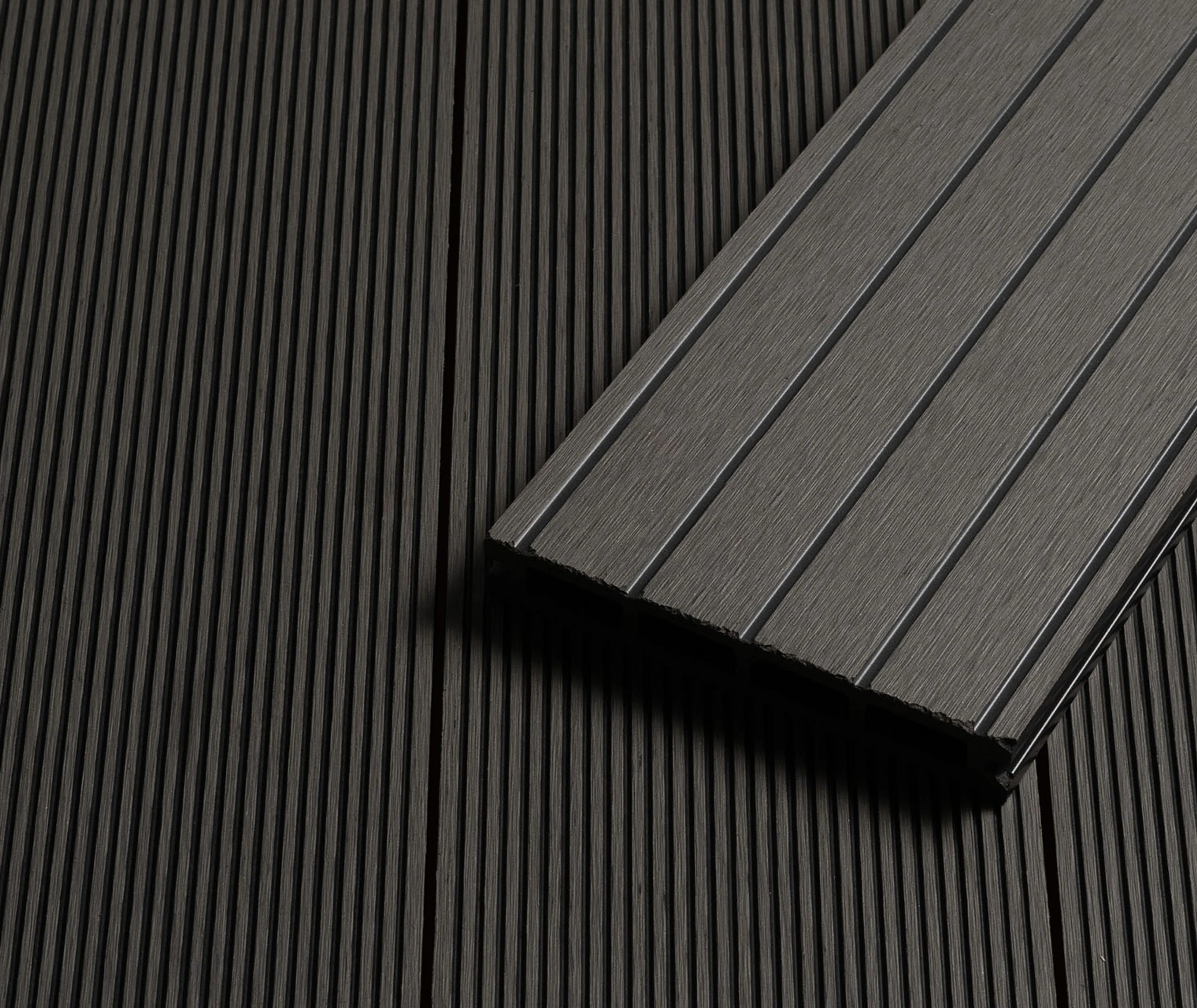 HORI Terrassendielen WPC Antigua Hohlkammer grau grob / fein geriffelt 21 x 146 mm (10030020569)