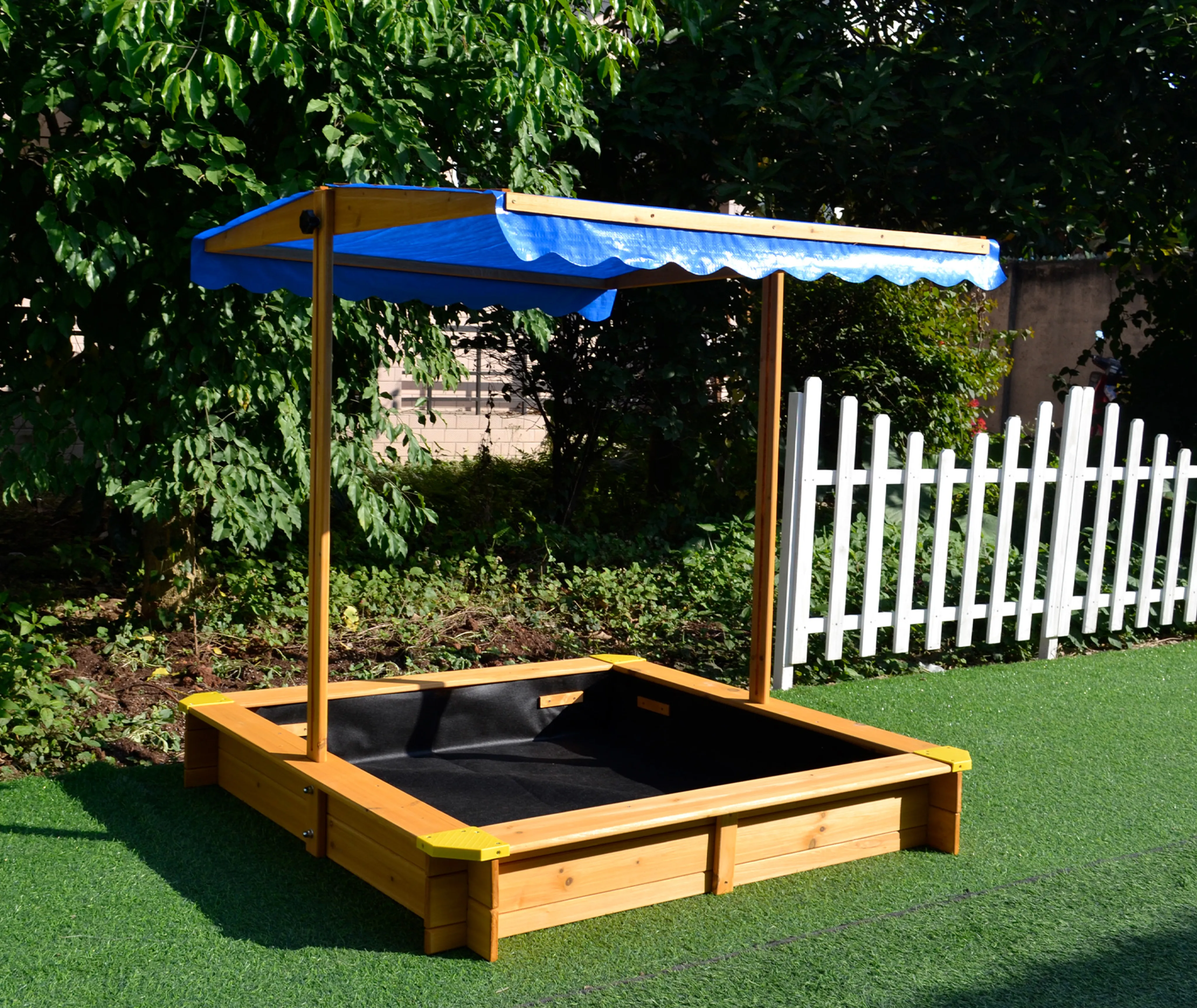 HORI Sandkasten mit Dach (6651003500)
