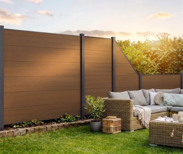 NewTechWood WPC Sichtschutzzaun Stecksystem Komplettset Castello XXL 1