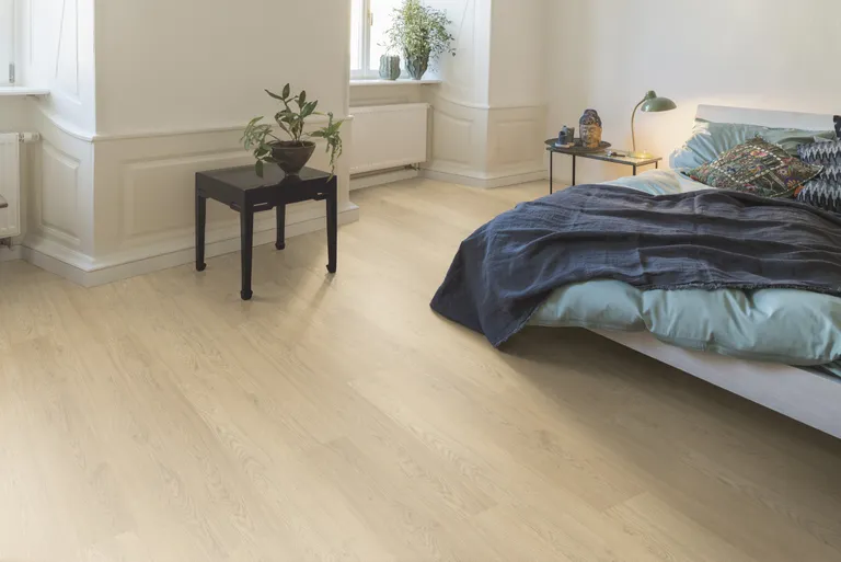 EGGER Laminat HOME Matera Eiche hell 2