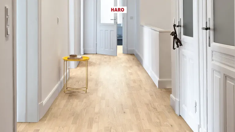 HARO Parkett 2500 Eiche lichtweiß strukturiert Schiffsboden 3