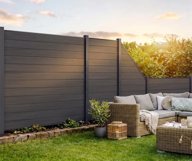 NewTechWood WPC Sichtschutzzaun Stecksystem Komplettset Portland 0