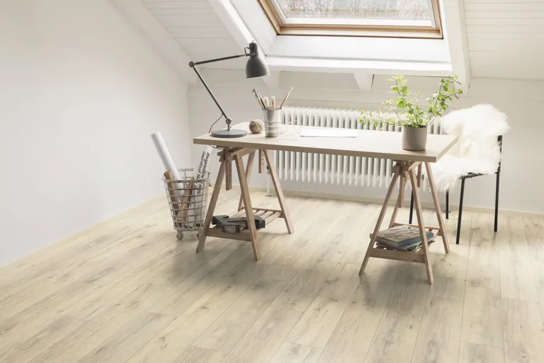 EGGER Laminat HOME Parkett Eiche 2