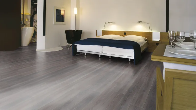 HORI Laminat Profi Exclusiv Eiche dunkel Landhausdiele 3