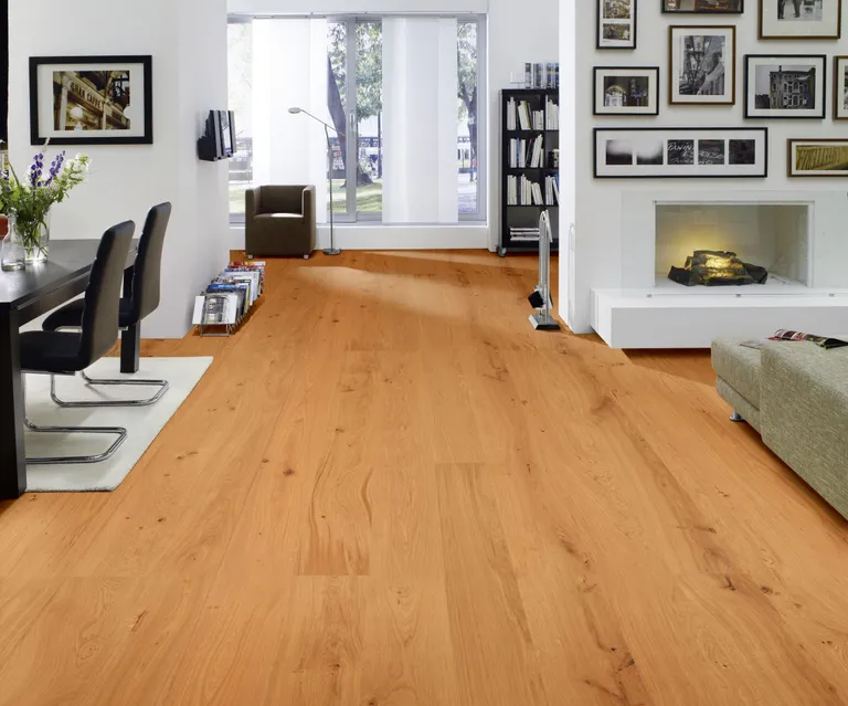 HORI Quick Parkett 300 Eiche strukturiert Landhausdiele versiegelt matt 2