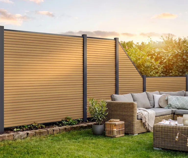 NewTechWood WPC Sichtschutzzaun Stecksystem Komplettset Modena Rhombus 3