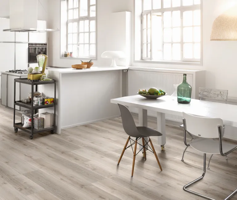 PARADOR Klick-Vinylboden SPC Basic 5.3 Eiche grau geweißt gebürstete Struktur Landhausdiele 0
