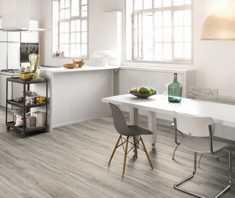 PARADOR Klick-Vinylboden HDF Basic 30 Eiche pastellgrau Landhausdiele 0