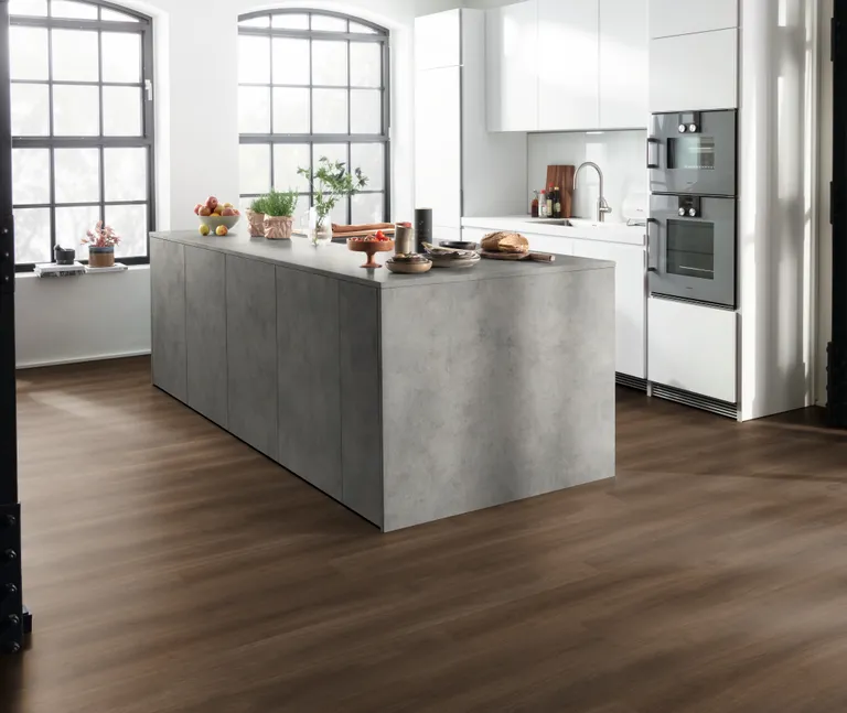 EGGER Klick-Designboden PRO Design Bedollo Nussbaum mittel EPD036 Landhausdiele 2