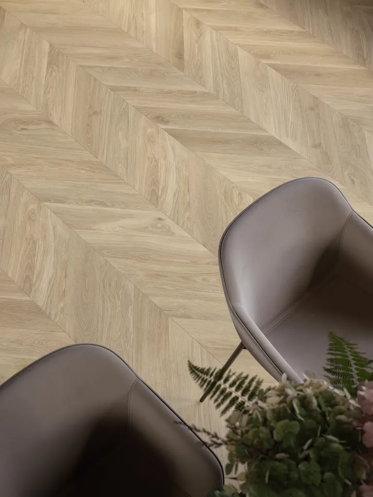 PARADOR Laminat Trendtime 8 Eiche Loire beige Seidenmatte Struktur Chevron 4