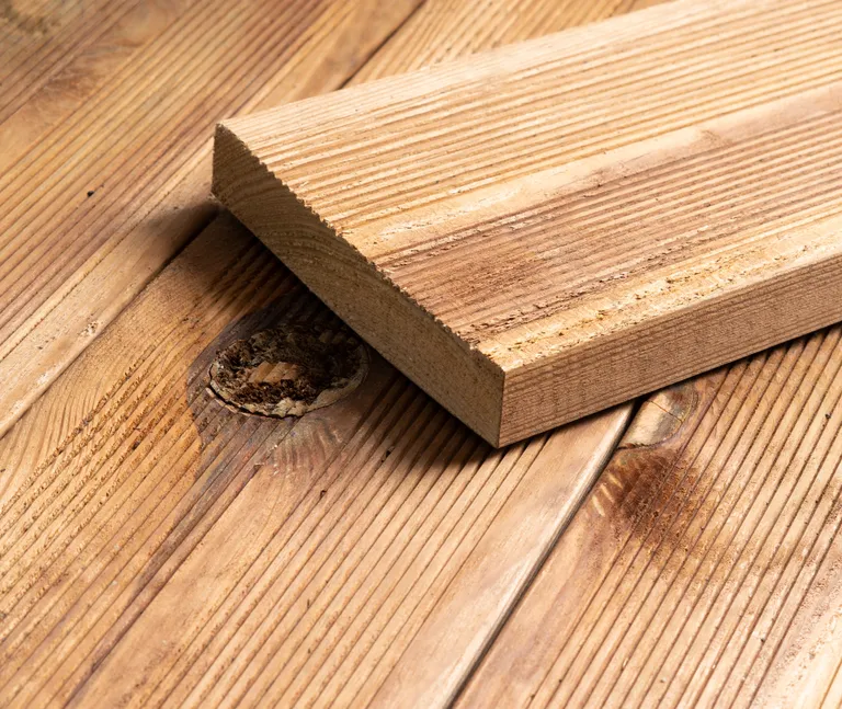 HORI Terrassendielen Kiefer rustikal kesseldruckimprägniert braun französisches Profil 27x145mm 3