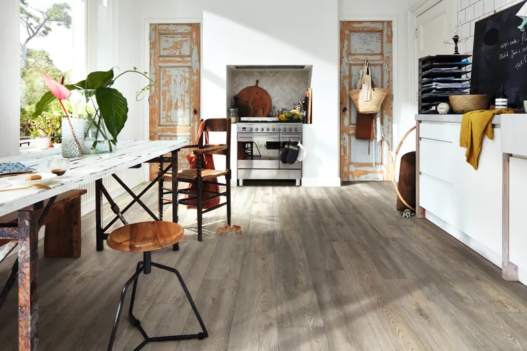 MEISTER PVC-freier Designboden MeisterDesign. flex DD 400 Wildeiche grau 6977 Landhausdiele 3