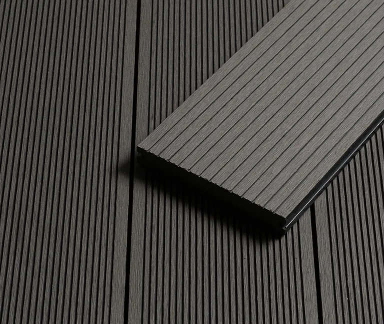 HORI Terrassendielen Komplettset WPC Mauritius massiv grau grob / fein geriffelt 20 x 140 mm 0