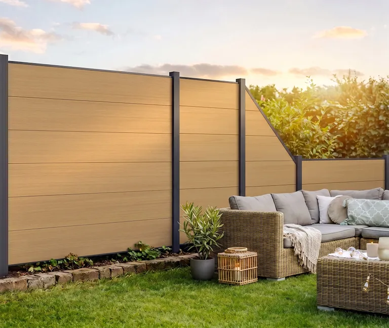 NewTechWood WPC Sichtschutzzaun Stecksystem Komplettset Castello XXL 2