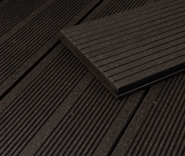 HORI Terrassendielen WPC Bali Massiv anthrazit beidseitig geriffelt 20 x 140 mm 1