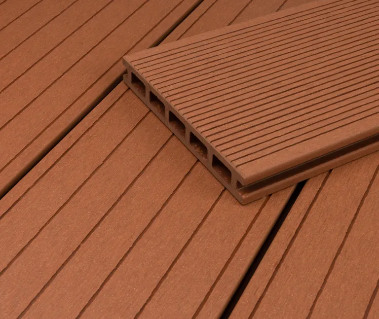 HORI Terrassendielen Komplettset WPC/BPC Aktion Hohlkammer hellbraun 22 x 140 mm 1