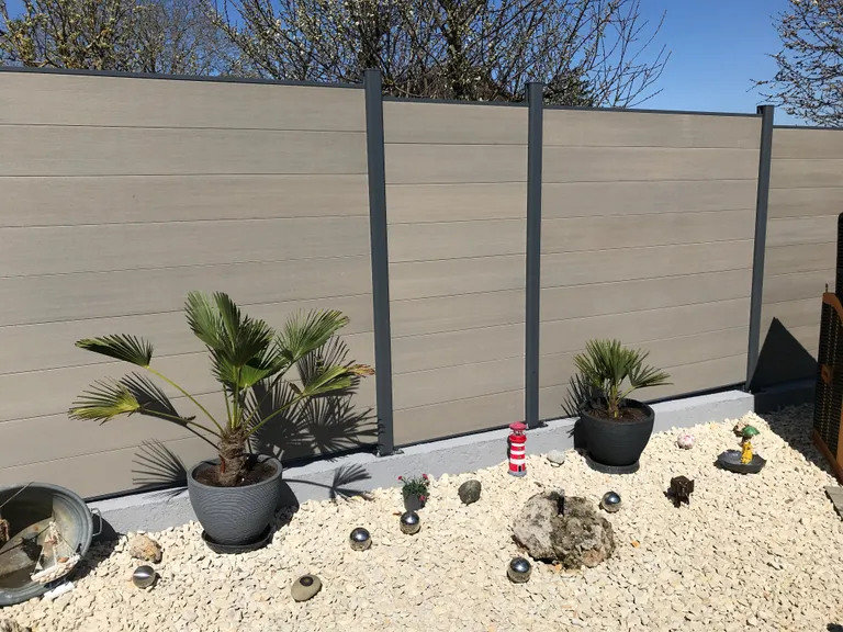HORI WPC Sichtschutzzaun Stecksystem Safety Schutzummantelung 0