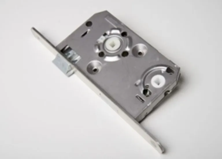 HORI Zimmertür Valencia Weißlack RAL9010 mit Lichtausschnitt Eckkante Röhrenspan Komplettset 14