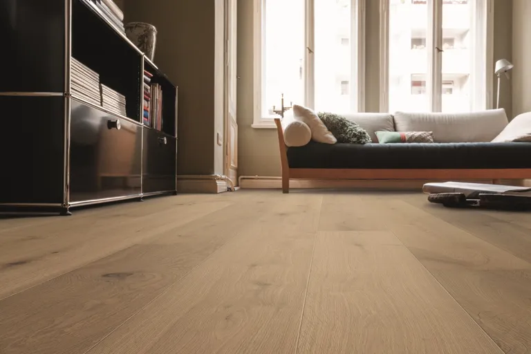 HARO Parkett 4000 Raucheiche invisible strukturiert Universal Landhausdiele 2. Wahl 4