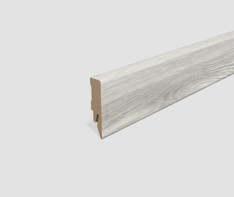 EGGER MDF-Kern Sockelleiste L583 passend zu Fußboden Charlotte Eiche hellgrau 0
