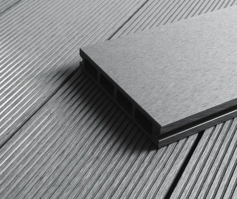 HORI Terrassendielen Komplettset WPC Kuba Hohlkammer grau geriffelt/glatt gebürstet 1