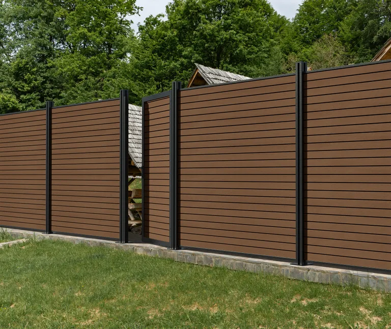 HORI WPC Sichtschutzzaun Stecksystem Rhombus-Style Tor co-extrudiert 2