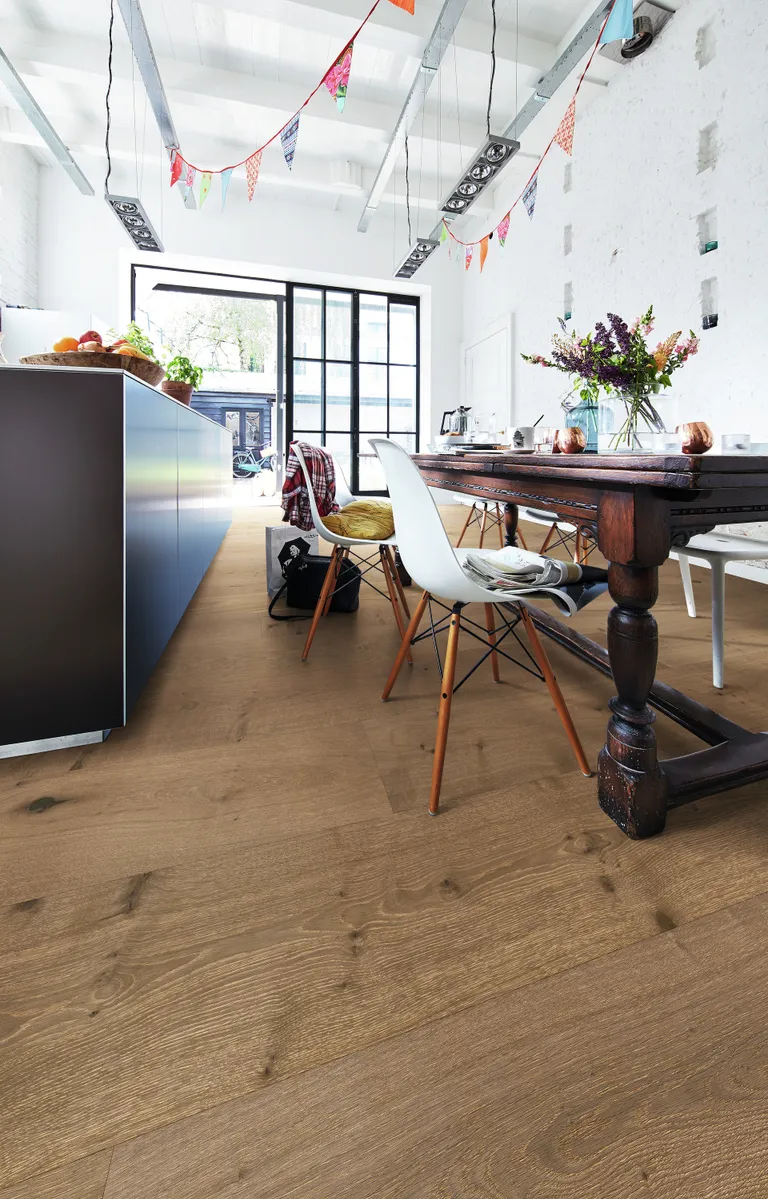 MEISTER Lindura Holzboden HD 400 Eiche authentic greige 8905 gebürstet Landhausdiele 5G Dry® 1