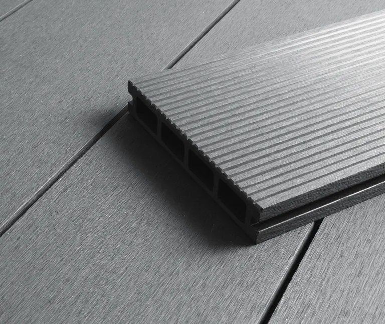 HORI Terrassendielen Komplettset WPC Kuba Hohlkammer grau geriffelt/glatt gebürstet 2