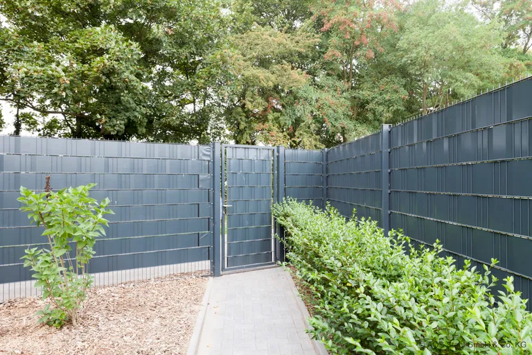 HORI A1-Blickdicht für Doppelstabmattenzaun 4