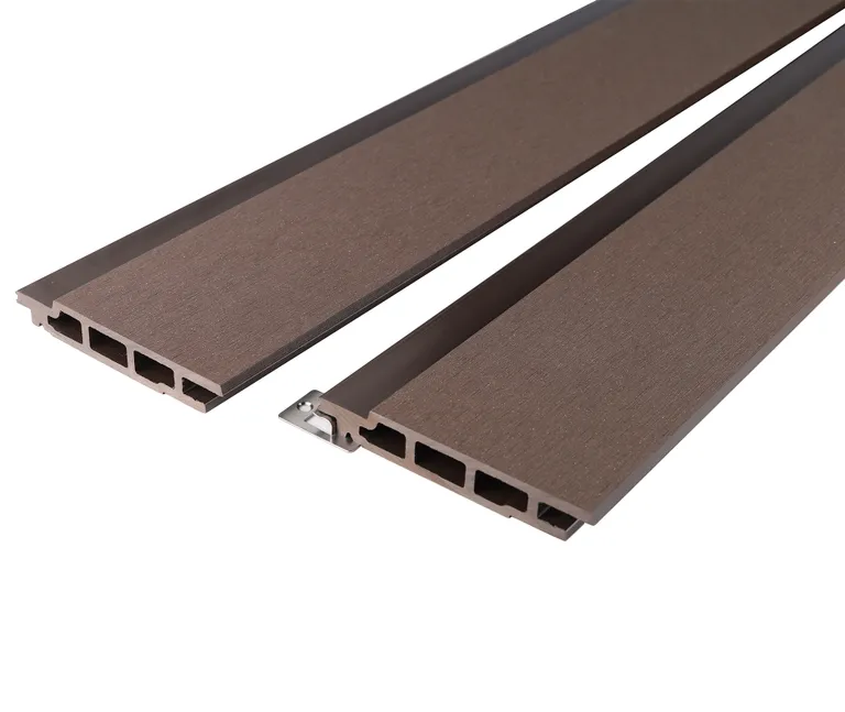 HORI WPC Fassadenverkleidung Hohlkammer braun glatt/gebürstet 129x20mm 2