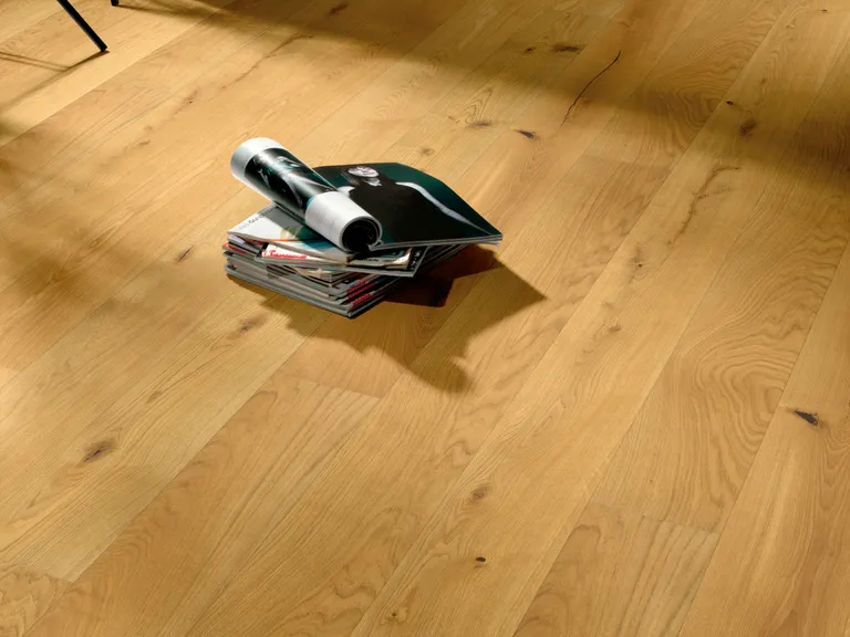 HORI Parkett Eiche Variant Natur Landhausdiele gebürstet UV-geölt 2. Wahl 3