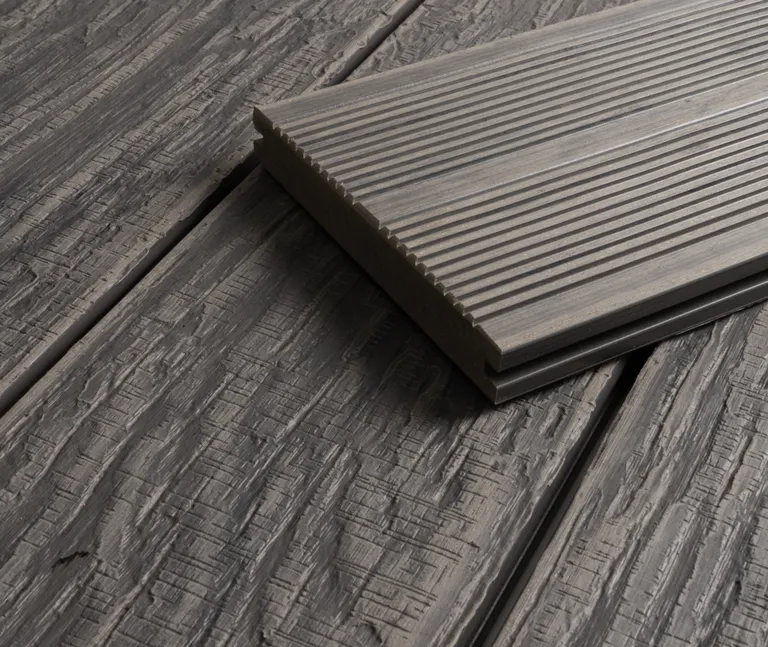 HORI Terrassendielen WPC Maui Massiv grau tiefe Holzstruktur + geriffelt 21 x 143 mm 2