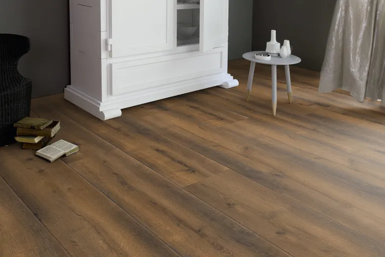 DOMIZIL Echtholz Klick-Designboden Eiche rostbraun Landhausdiele 4