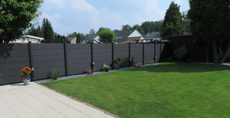 HORI WPC Sichtschutzzaun Stecksystem glatt / glatt XXL 0