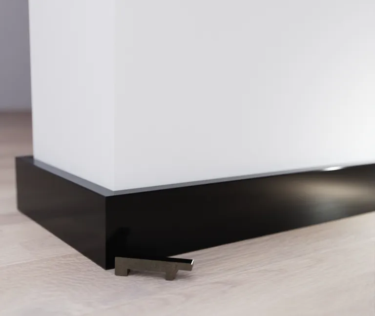 HORI Kunststoff Sockelleiste EPS Modern schwarz 1