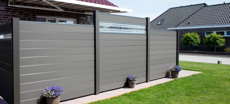 GroJa WPC/BPC Solid Sichtschutzzaun Stecksystem mit Alu-Pfosten Komplettset 5