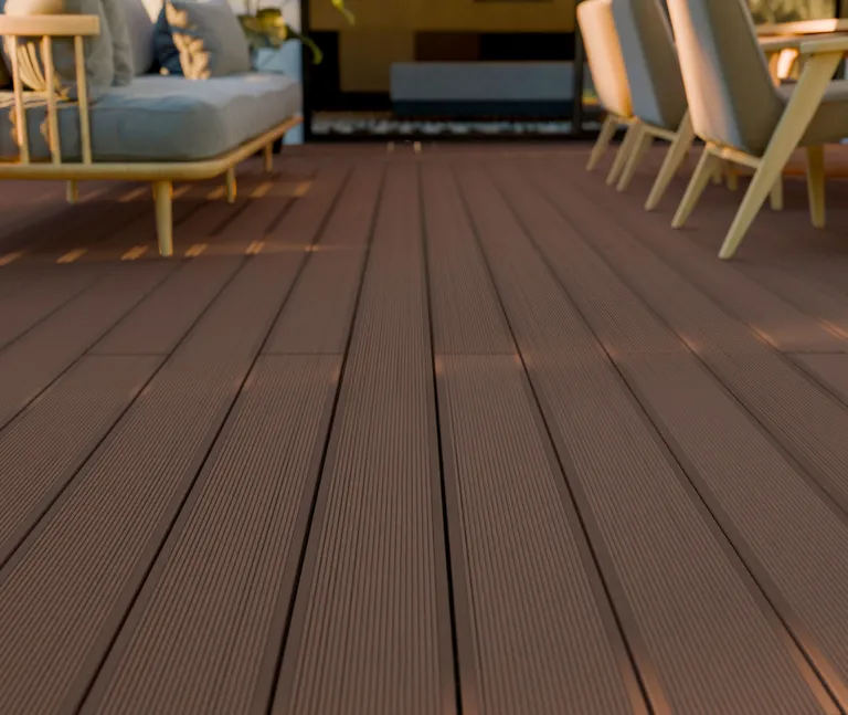 HORI Terrassendielen Komplettset WPC Malta Hohlkammer braun fein geriffelt / grob genutet 21 x 145 mm 3