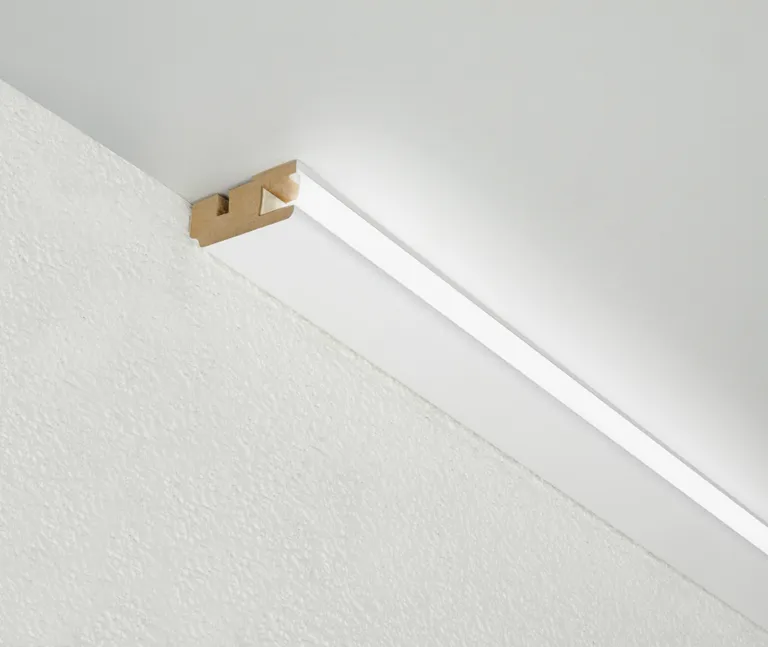 HORI MDF-Kern Deckenleiste LED uni weiss ähnlich RAL 9016 Grundierfolie 1