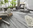 HORI Klick-Hartvinylboden Rigid SPC Eiche Marone Landhausdiele synchron Holzstruktur 6