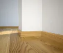 HORI Sockelleiste Eiche natur lackiert 1