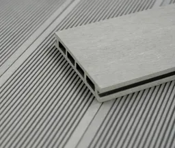 HORI Terrassendielen WPC Basic Hohlkammer grau einseitig geriffelt 20 x 120 mm 0
