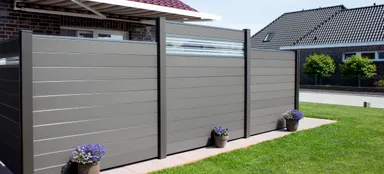 GroJa WPC/BPC Solid Sichtschutzzaun Stecksystem 2
