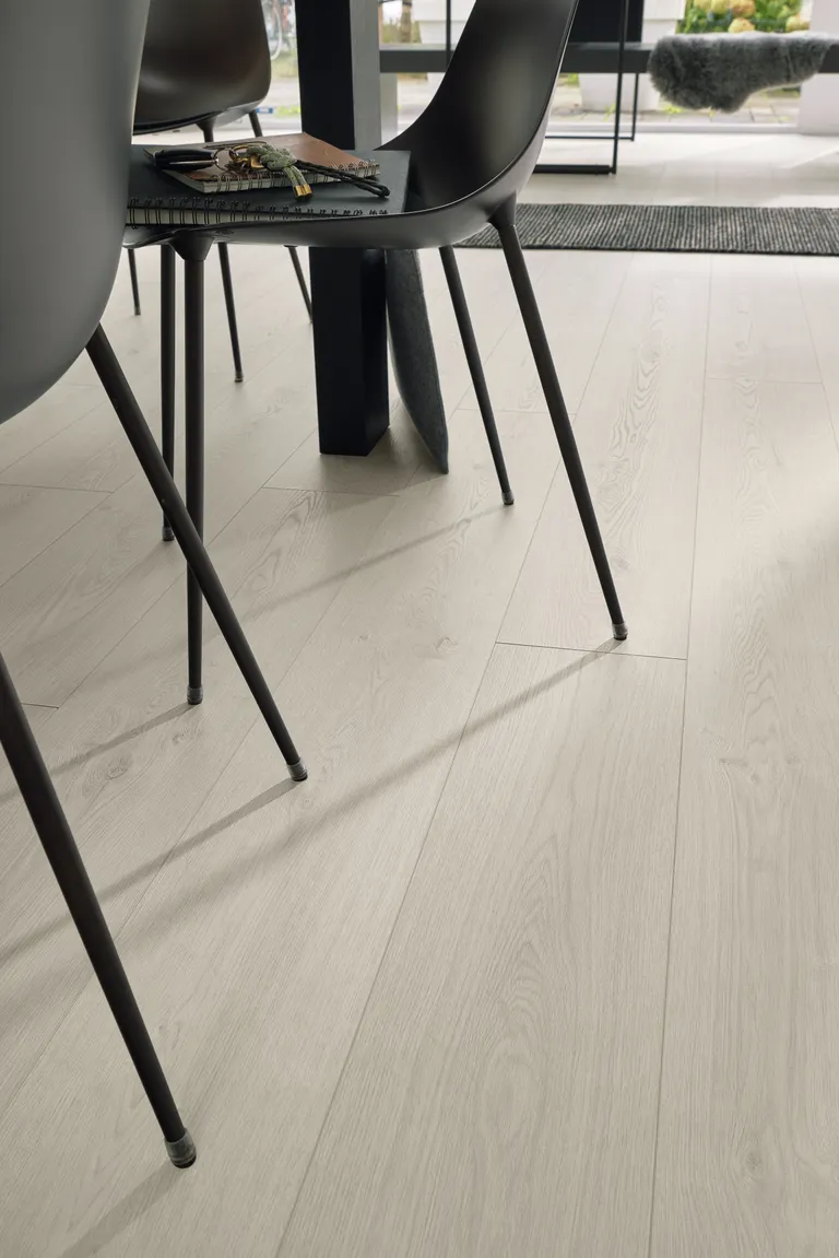MEISTER PVC-freier Designboden MeisterDesign. comfort DL 600 S Eiche mountain white Landhausdiele 1